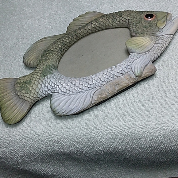 Largemouth Bass picture frame and sign. - Picture 2 of 6